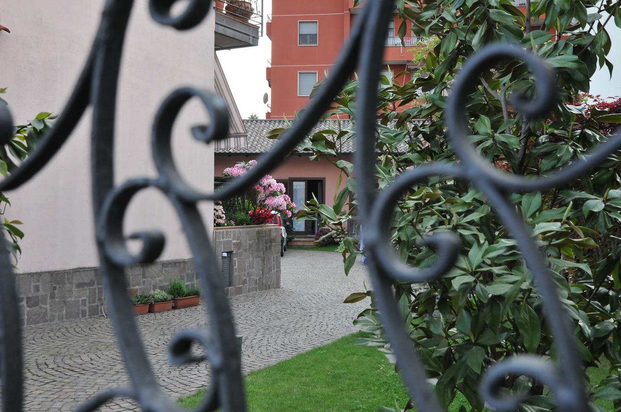 3Per3 Bed & Breakfast Busto Arsizio Exterior photo